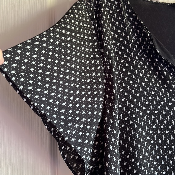 Ann Taylor Blouse - Picture 4 of 11